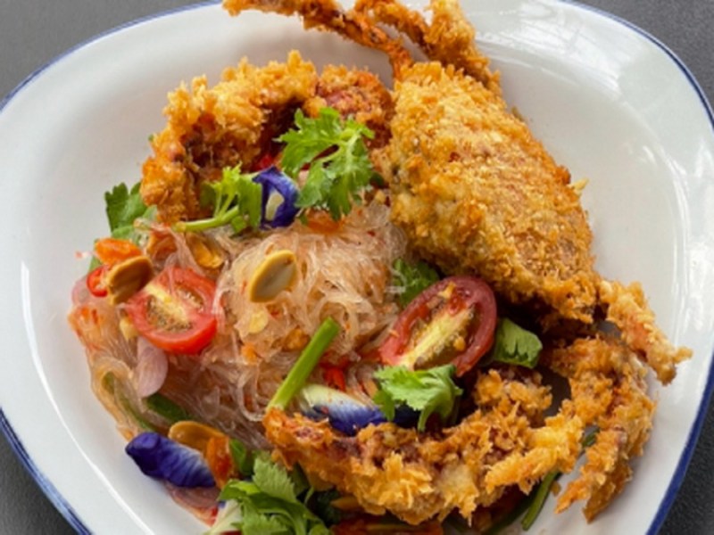 Meg Khram The Sunshine Restaurant - Image 2