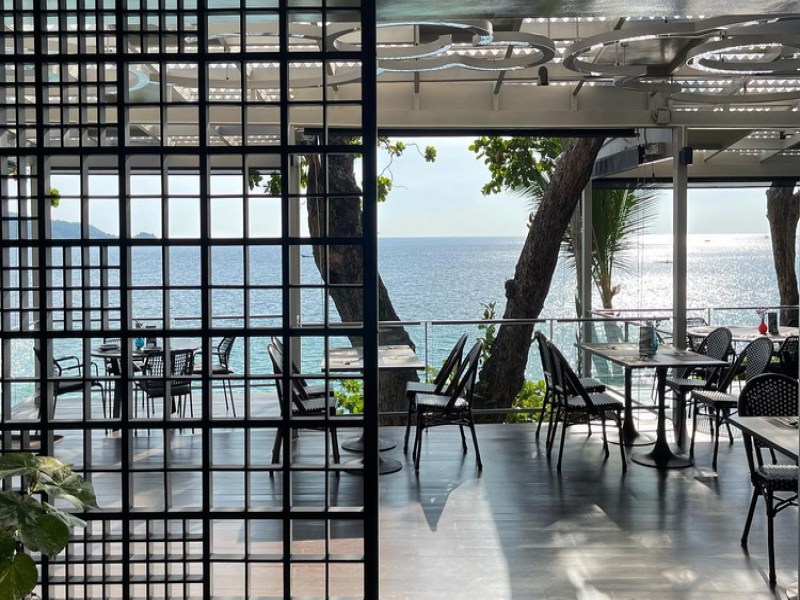 Meg Khram The Sunshine Restaurant - Image 5