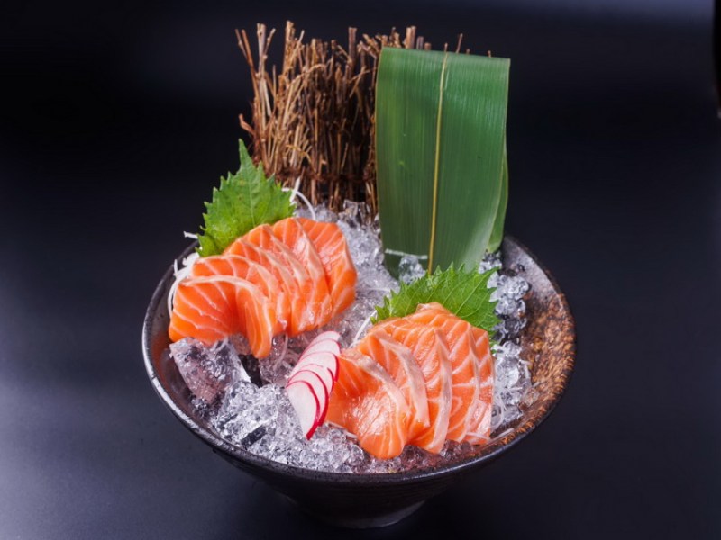 Ezze Sushi Phuket - Image 3