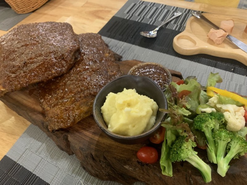 De Earn Cafe & Bar Phuket - Image 5