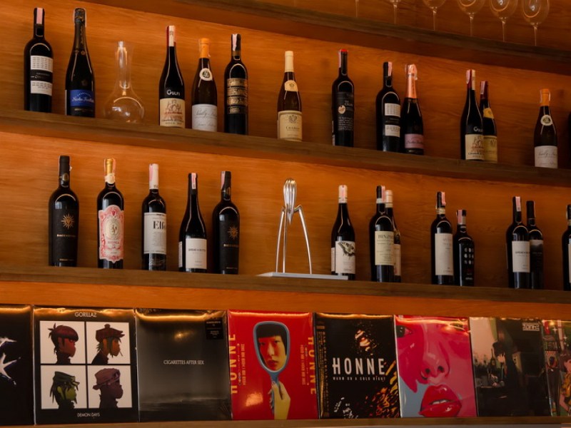 Hunt Wine Bar - Image 4