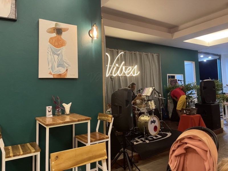 Vibes at Rawai Beach - Image 4