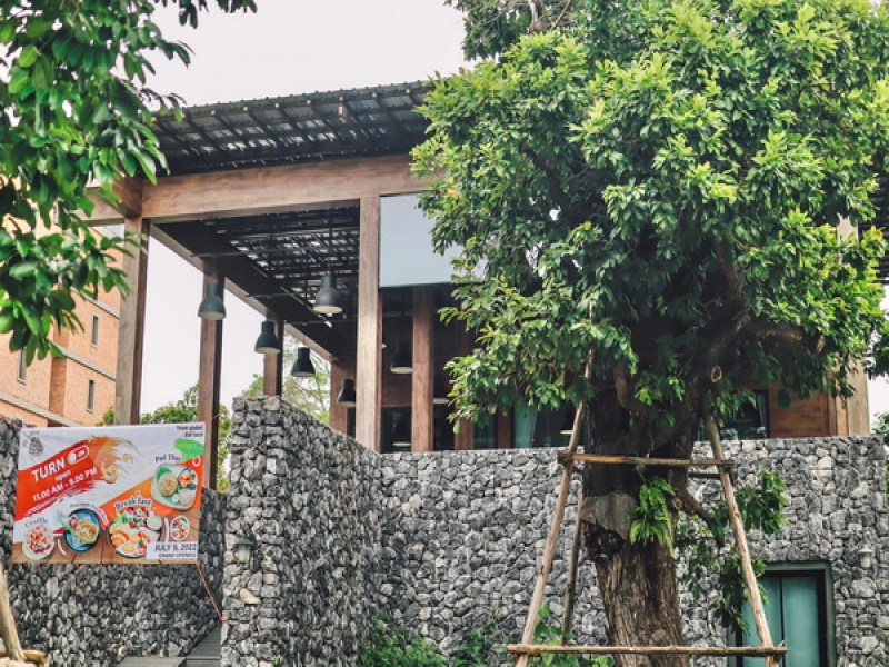 Rox's Wood Cafe & Bistro - Image 4