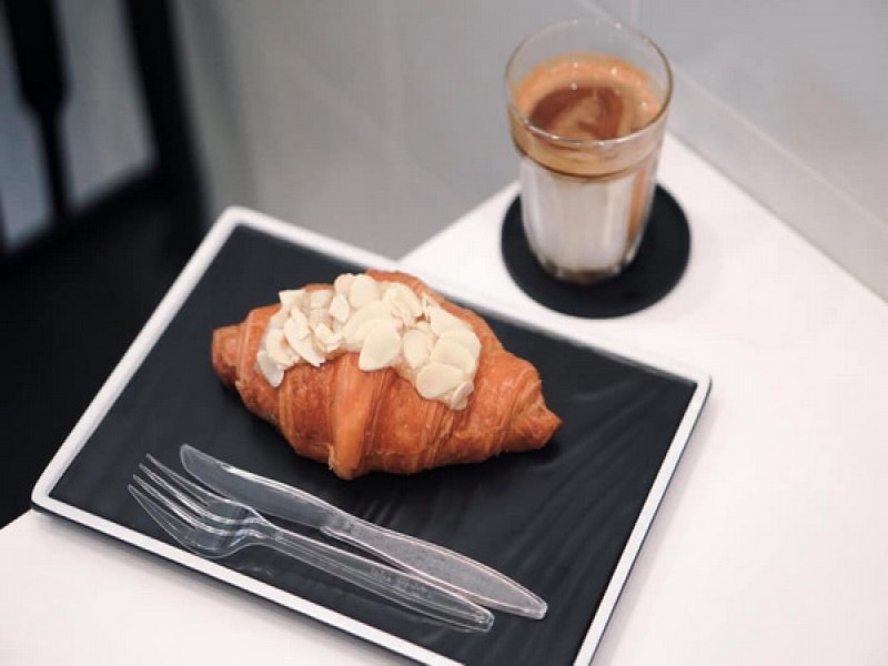 B Slow Bar - Image 5