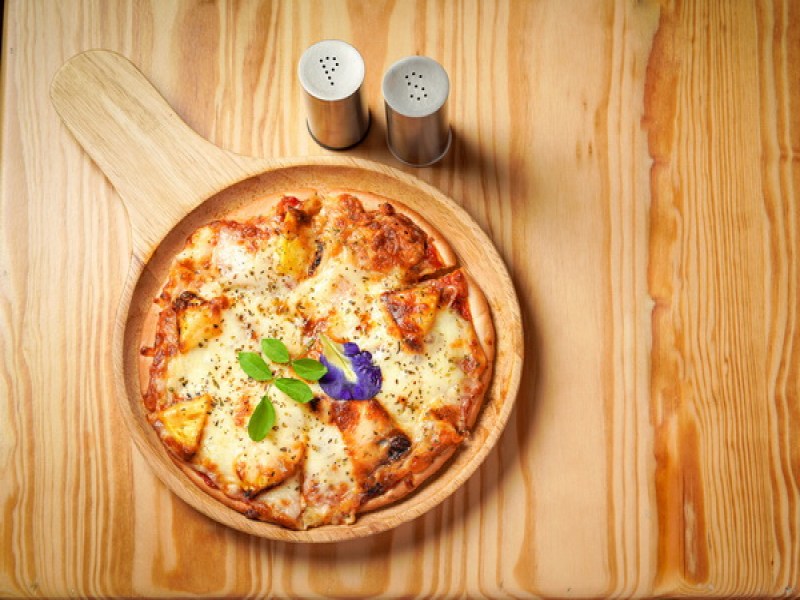 Hana Cafe+Bar - Image 5