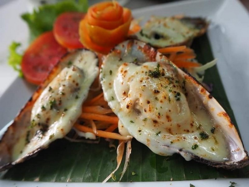 Kata on Fire Bar and Grill - Image 2