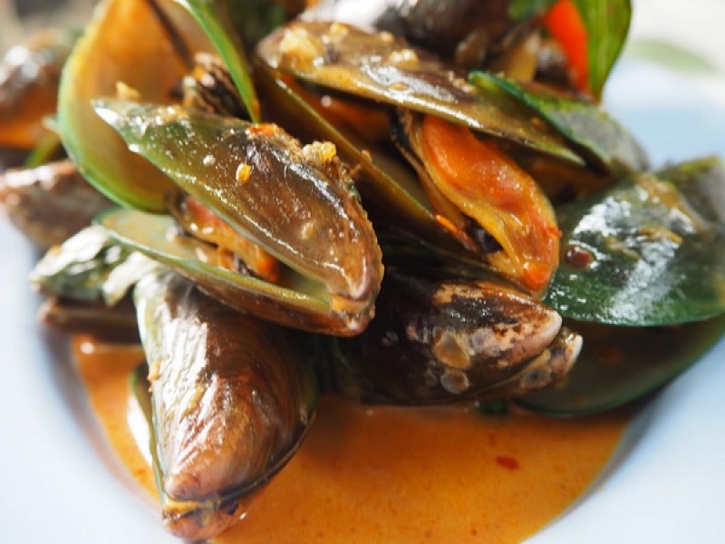 Kata on Fire Bar and Grill - Image 5