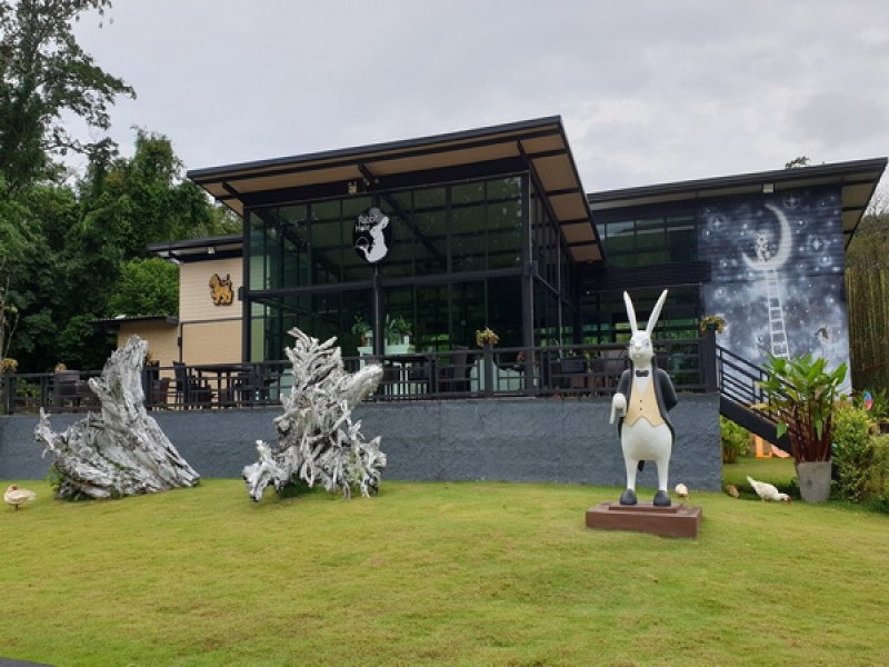 Rabbit Hole at Phuket