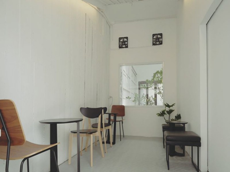 Roof Pudding & Cafe Phuket - Image 5