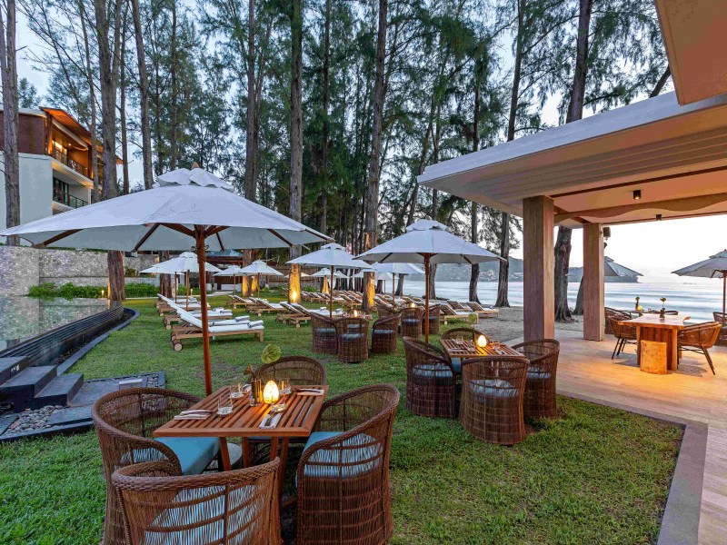 Pine Beach Bar, InterContinental Phuket Resort