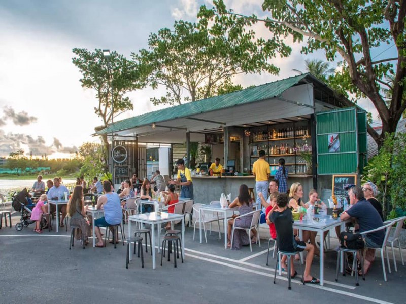 Eak Ka-Nake Izakaya Restaurant & Bar - Image 3