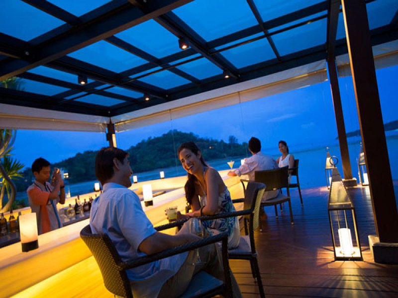 Patio Al Fresco at Crowne Plaza Phuket Panwa - Image 2