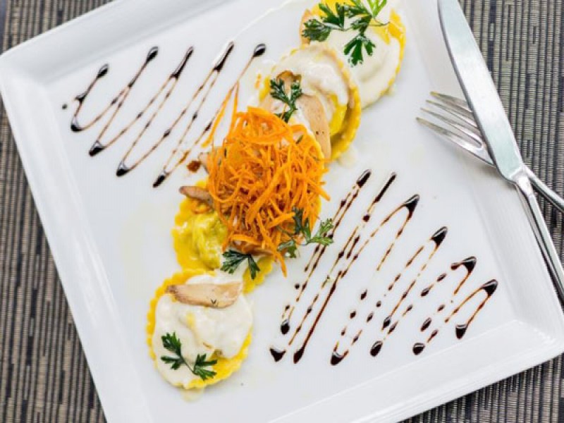 Patio Al Fresco at Crowne Plaza Phuket Panwa - Image 5