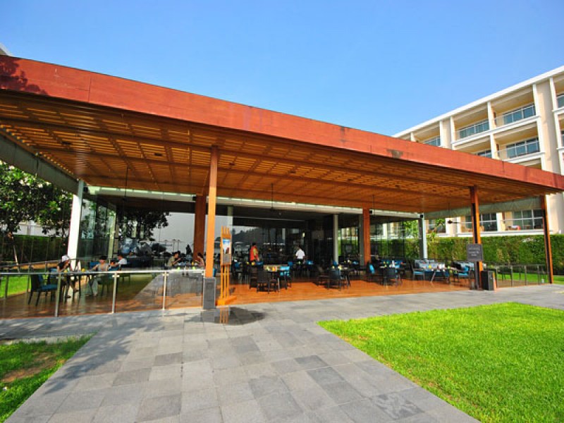 Mosaic Restaurant at Crowne Plaza Phuket Panwa - Image 3