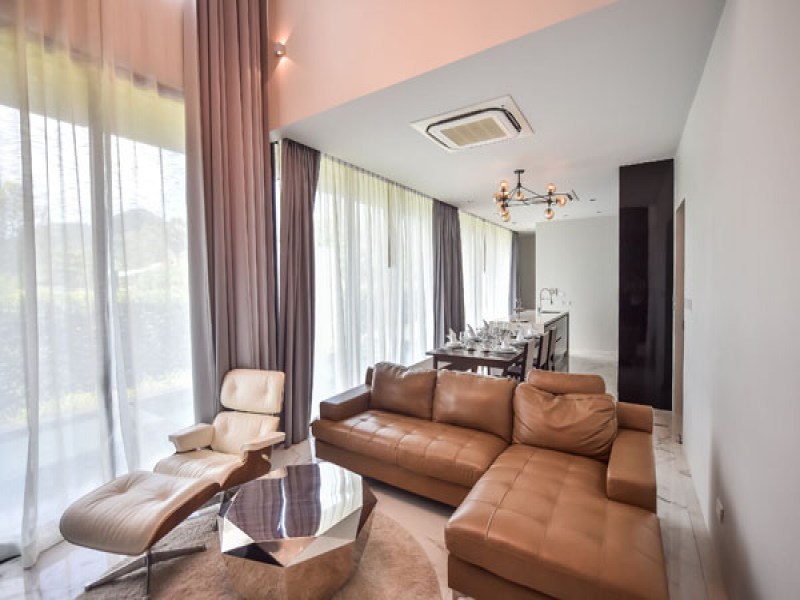 Glam Habitat Hotel - Image 2