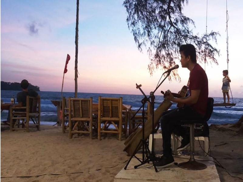 Golden Fish Restaurant & Bar, Cherngtalay - Image 4