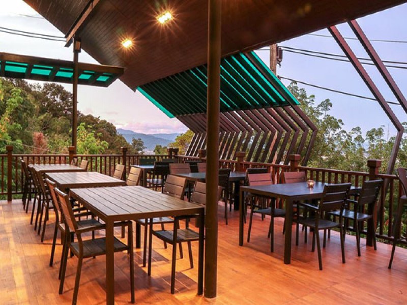 Khao Khad Sky Cafe & Ruantalay Seafood - Image 2