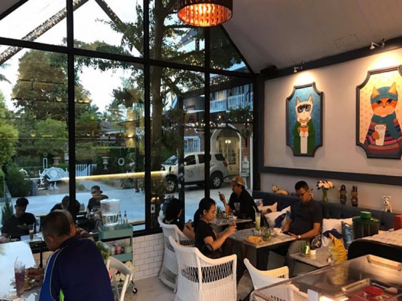 Sea Calm Cafe & Bistro - Image 3