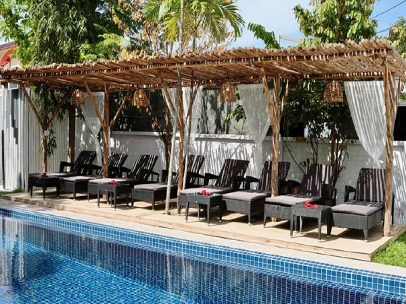 Rhapsody Club Lounge Bar & Spa