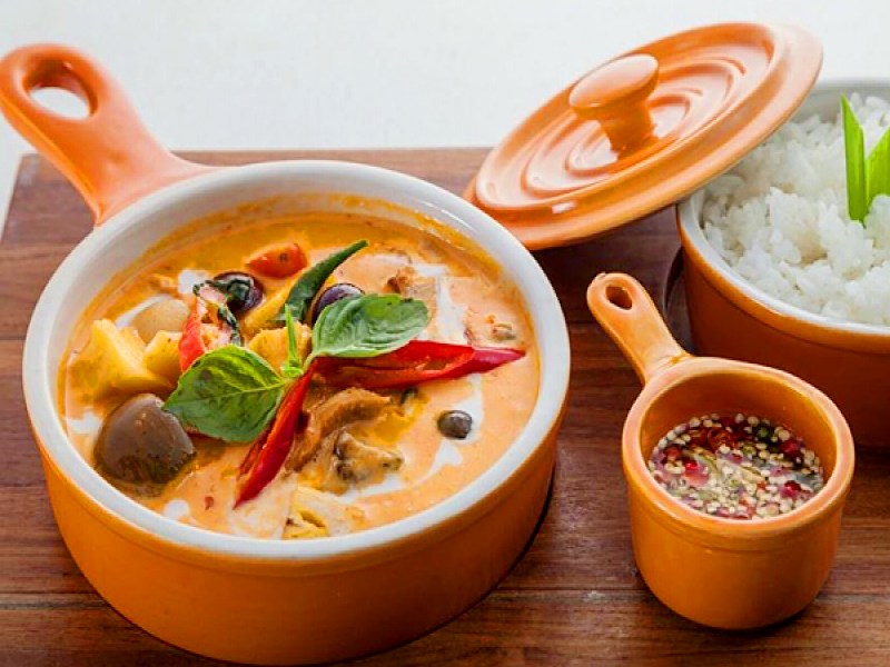 Bubbles Restaurant at Grand Mercure Patong