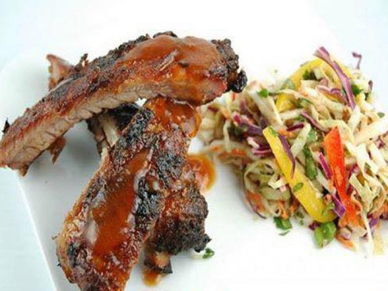 Dilligaf Garden Bar - Image 4