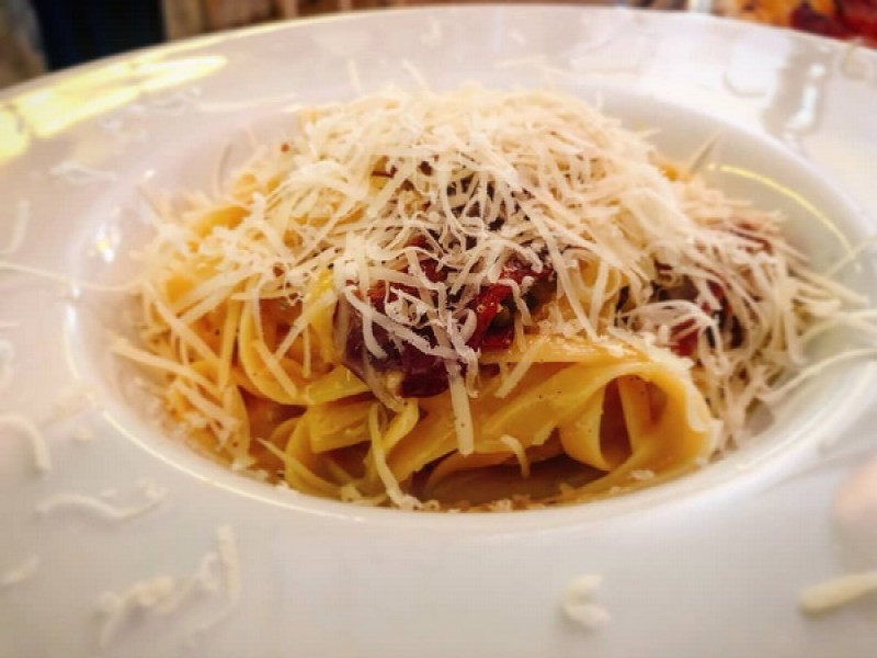 Crust Cafe & Restaurant - Image 4