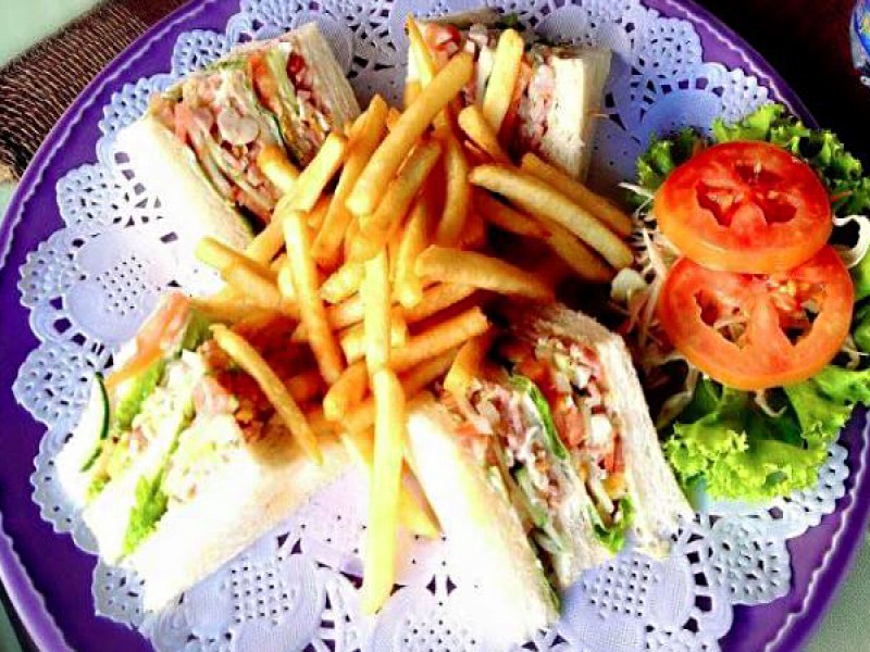 Vitaporn Restaurant @Karon - Image 3