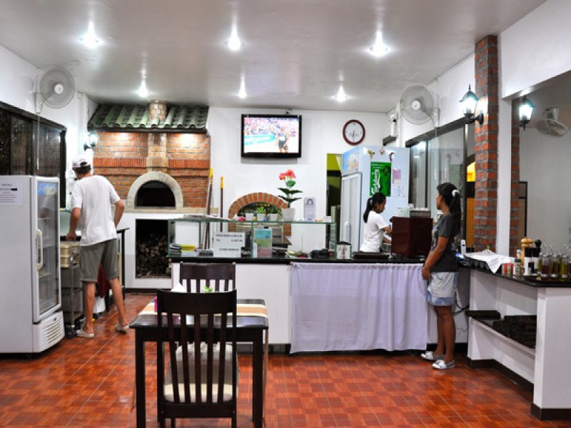 Pizzeria Agli Amici da Michele & Jimmy - Image 4