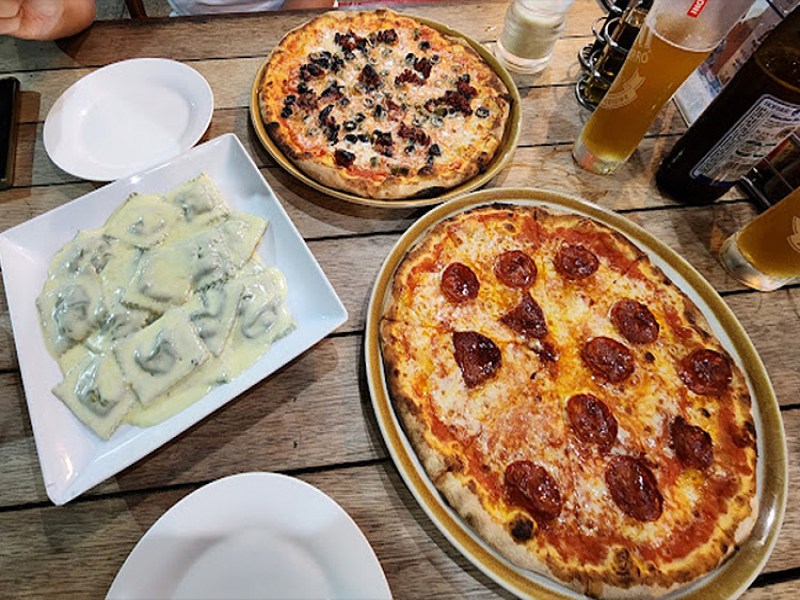 Pizzeria Agli Amici da Michele & Jimmy