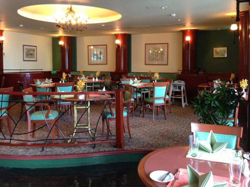 Le Cafe Restaurant - Image 3