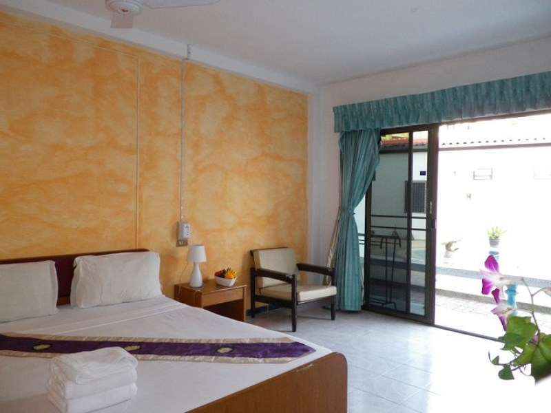 Valero Guest House - Image 2