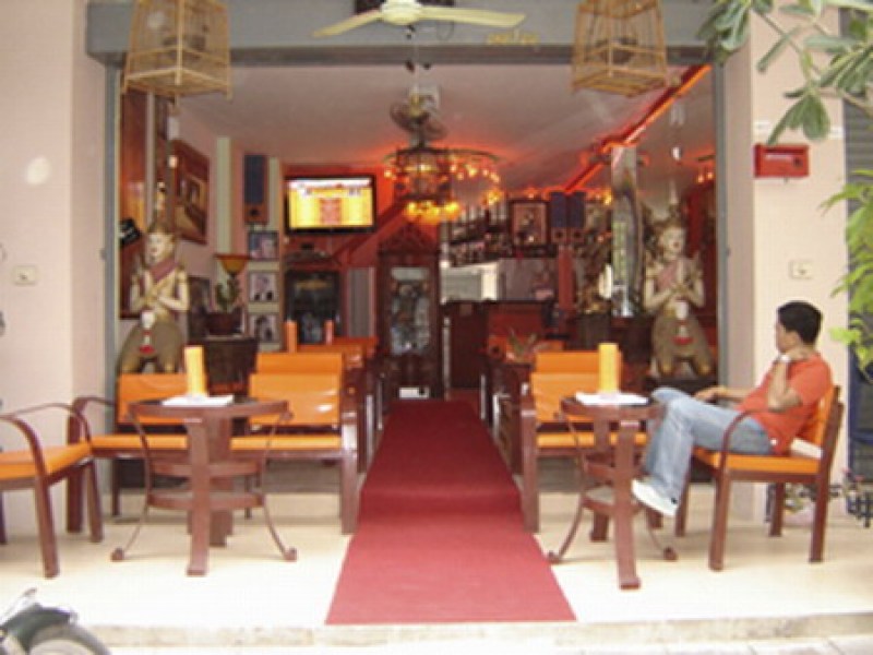 James Dean Bar & Guesthouse - Image 4