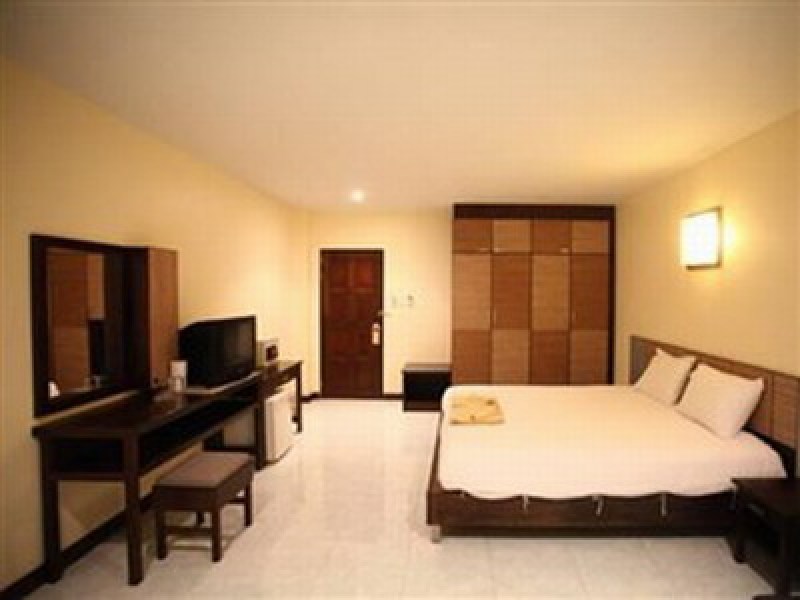 Baan Tawan Apartment - Image 3