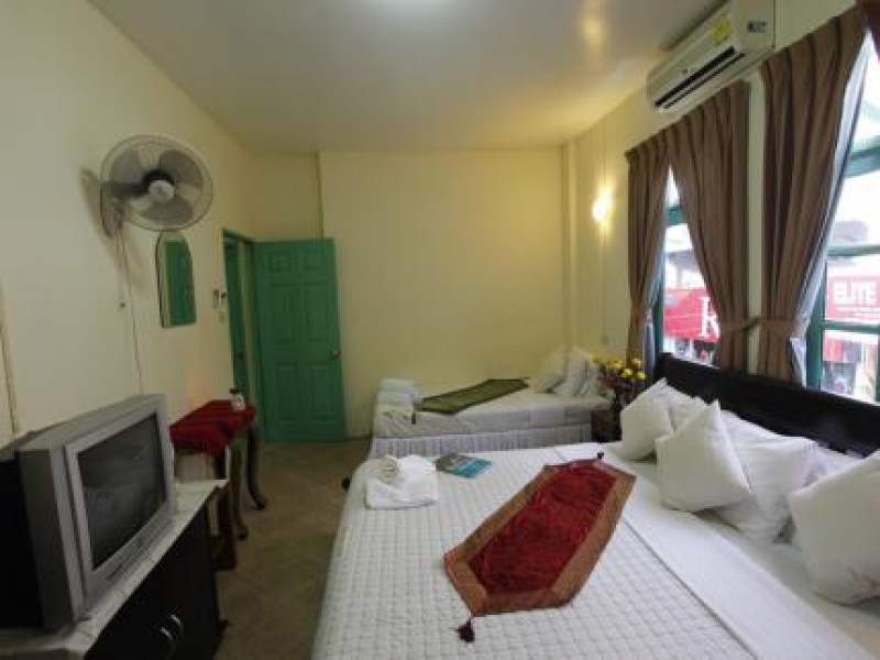Goldsea Beach Guest House - Image 2