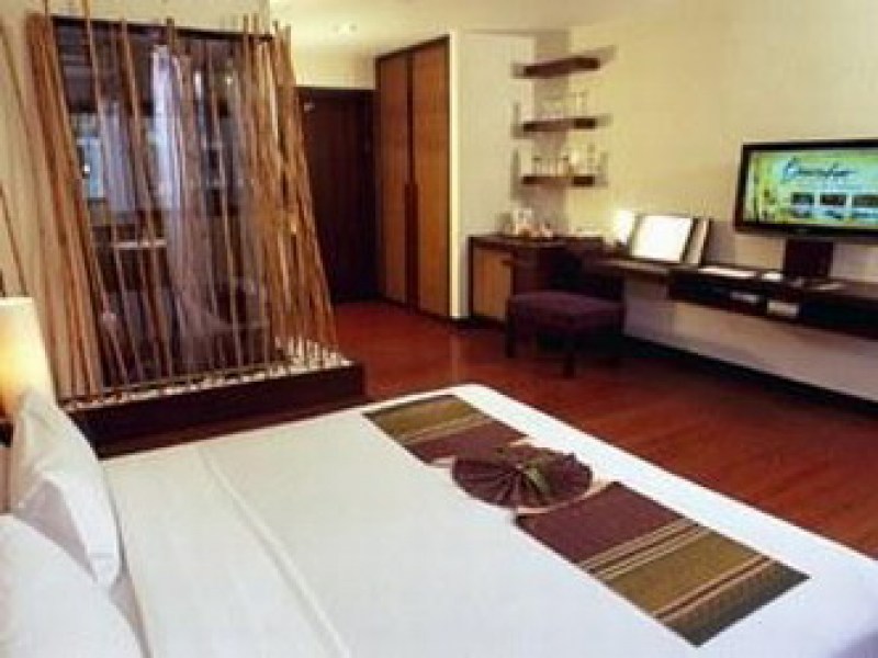 Bamboo House Phuket Hotel - Image 3