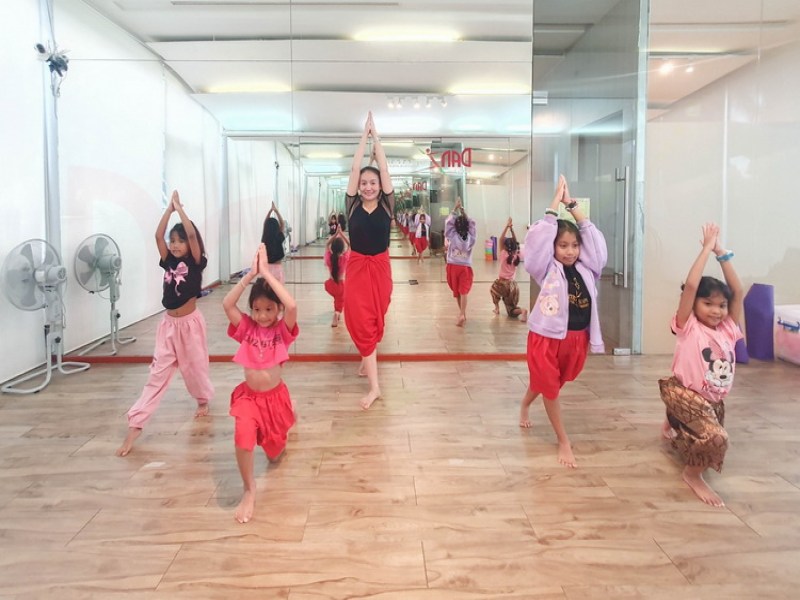 Danz Steps by Kru Aon - Image 3