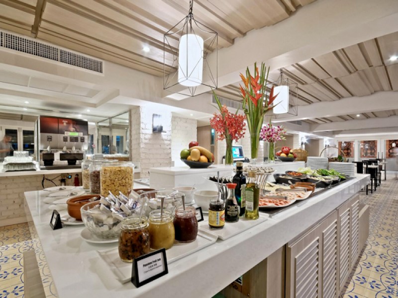 Kantok Restaurant at Burasari Resort