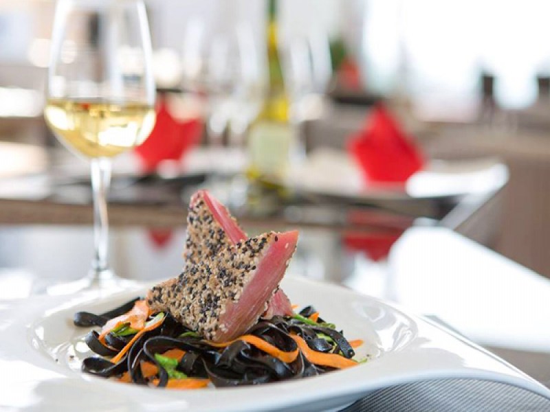 Climax Restaurant - Image 3