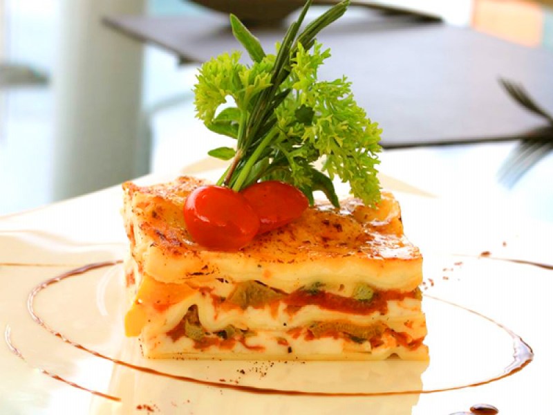 Climax Restaurant - Image 5