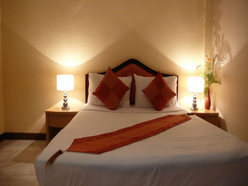 Karon Sunshine - Image 2