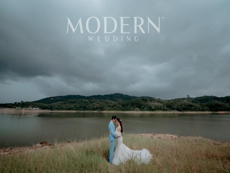 Modern Wedding Studio