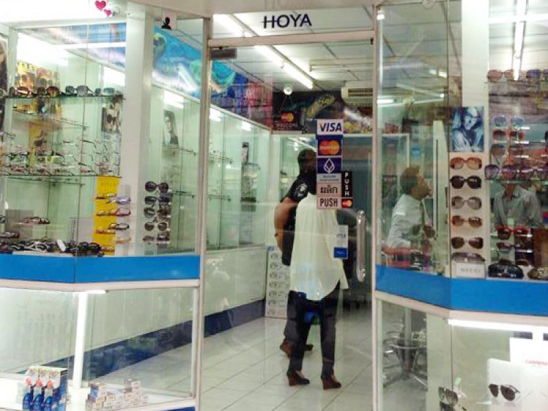 Somsak Optic - Image 3